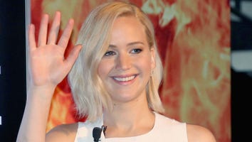 Jennifer Lawrence Backtracks: She DOES Wash Her Hands