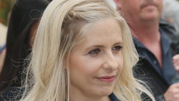 Sarah Michelle Gellar Pays Tribute to Scott Weiland After His Death