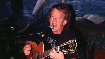 Jefferson Airplane's Paul Kantner Dies at 74