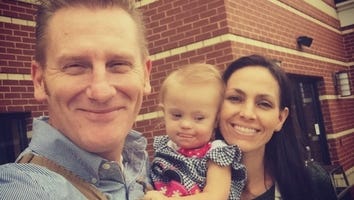 Joey Feek Cooks Dinner for Her Family From Her Hospice Bed