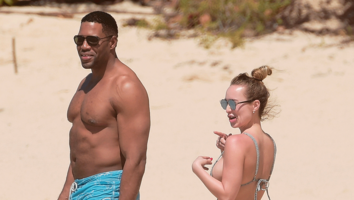 Michael Strahan Hits the Beach With 27-Year-Old Girlfriend Kayla Quick!