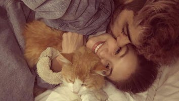 Gigi Hadid Cuddles With Zayn Malik in Throwback Pic Mourning the Death of Her Cat