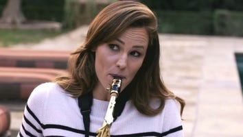 Jennifer Garner Busts Out the Old Saxophone and Shows Us All How It's Done