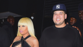 Rob Kardashian and Blac Chyna Hold Hands During Strip Club Date Night!