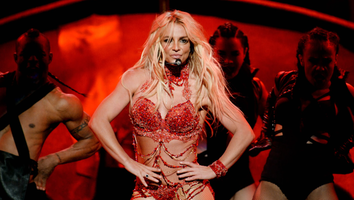 Britney Spears Just Wanted a Cheeseburger After Her Billboard Music Awards Performance!