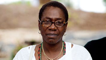 Tupac's Mother, Afeni Shakur, Dies at 69