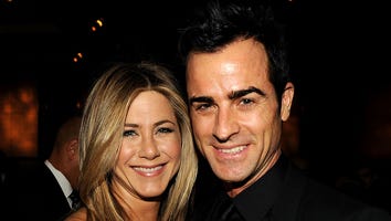 Jennifer Aniston Holds on to Justin Theroux During NYC Date Night: See the Pic!