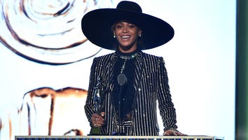 Beyonce Accepted the CFDA Fashion Icon Award as Rachel Roy Watched!