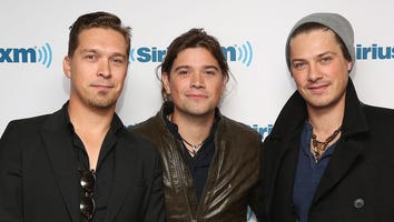 Hanson to Release New Christmas Album in 2017