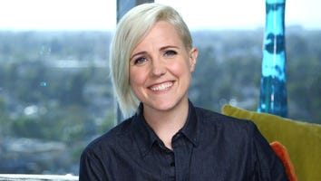 EXCLUSIVE: Hannah Hart Tackles Schizophrenia and Her Perfectly Unconventional Life in 'Buffering'