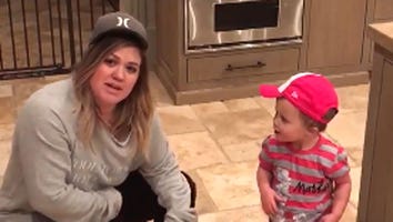 Kelly Clarkson Shares Sweet Shot of Daughter River Rose Reading With Her Big Brother