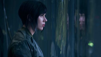 'Ghost in the Shell' Director Talks Scarlett Johansson Casting Controversy: 'I Stand By My Decision'