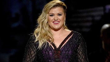 Kelly Clarkson Loves Her Family: 'They're All Mine'