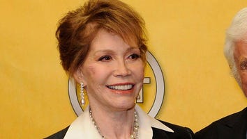 EXCLUSIVE: 'Mary Tyler Moore Show' Stars Ed Asner and Cloris Leachman Remember Their Leading Lady