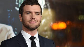 Taylor Swift's Brother Austin Looks Dapper on 'Live by Night' Red Carpet