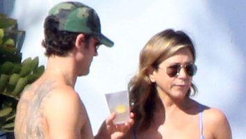 Jennifer Aniston Shows Off Hot Bikini Body While Celebrating 48th Birthday in Mexico