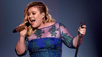 Kelly Clarkson 'Can't Stop Crying' After Touching Performance by 'The Voice' Contestant
