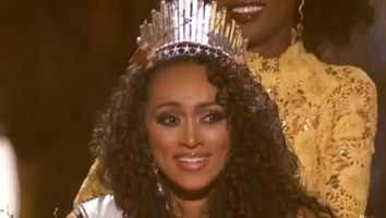 Miss District of Columbia Kara McCullough Crowned Miss USA 2017