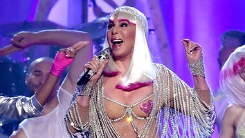 Cher Absolutely Slays 2017 Billboard Music Awards Performance, Receives Icon Award