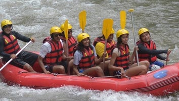 The Obama Family Goes River Rafting in Bali -- See the Pics!