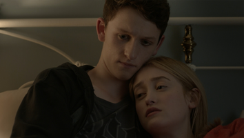 EXCLUSIVE: Watch an Eerie Sneak Peek From Spike's Stephen King Adaptation 'The Mist'