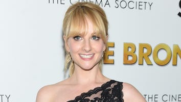 'Big Bang Theory' Star Melissa Rauch Announces Pregnancy, Candidly Discusses Painful Past Miscarriage