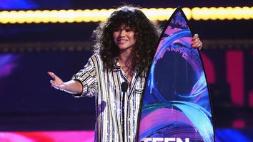 Zendaya Shares Powerful Message at Teen Choice Awards: 'Make Sure That You Stay Educated'