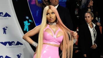 Nicki Minaj Hysterically Asks John Mayer If Her Body Would Be His 'Wonderland,' Leaves Him Speechless