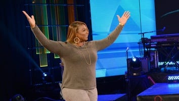 Queen Latifah Flawlessly Impersonates Michael Jackson, Cher and More on 'Ellen' -- Watch!