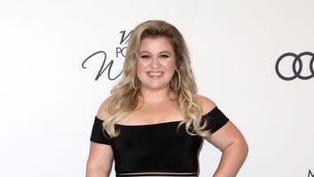 Kelly Clarkson on ‘Epic’ Anniversary Fails and Her Husband Brandon Blackstock: 'I Found a Cowboy' (Exclusive)