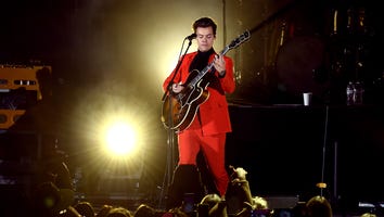 Harry Styles Groped Onstage By Overexcited Fans, Causing #RespectHarry to Start Trending