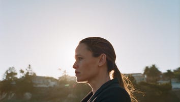 Jennifer Garner's 'Ugly Mother' Transformation for 'The Tribes of Palos Verdes' -- See the Poster (Exclusive)