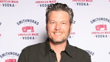 Blake Shelton Announced as People's Sexiest Man Alive -- See His Smokin' Hot Cover!