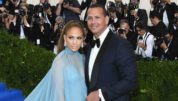Jennifer Lopez and Alex Rodriguez Help Their Kids Decorate a Christmas Tree -- Pics!