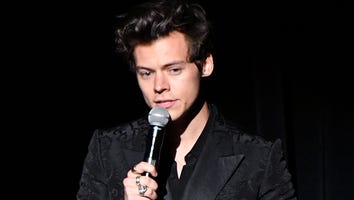 Harry Styles Performs Ariana Grande Song at Manchester Arena Concert in Sweet Tribute to Bombing Victims