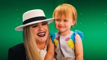 Kelly Clarkson on Why She's So 'Blunt' With Her Kids