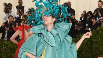 Frances McDormand and Her Wild Headpiece Had an Absolute Blast at the Met Gala