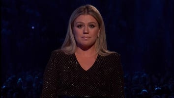 Kelly Clarkson Opens Up the 2018 BBMAs With Tearful Call to Action Following Santa Fe High School Shooting