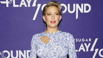 Kate Hudson Shows Off Baby Bump In Sweet Shot With Mom Goldie Hawn