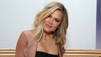 Khloe Kardashian Leaves Cleveland With Daughter True Thompson