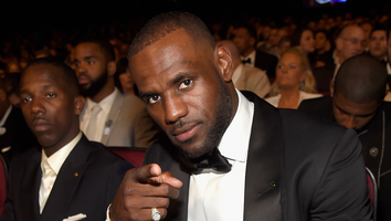 Chrissy Teigen, Kobe Bryant and More Stars Share Their Excitement Over LeBron James Signing With the Lakers