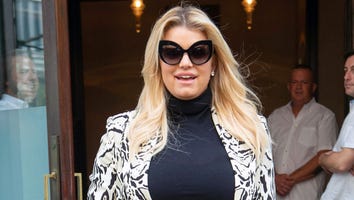 Jessica Simpson Shows Off Her Baby Bump in NYC After Pregnancy Reveal