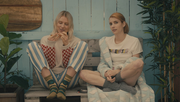 Emma Roberts Learns Modern Love is Complicated in 'In a Relationship' Trailer (Exclusive)