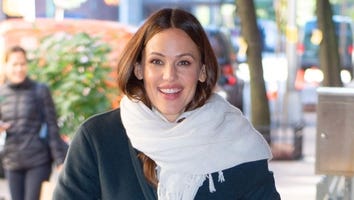 Jennifer Garner Steps Out Smiling Following News That She's Dating John Miller