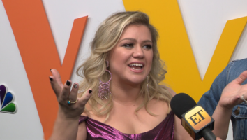 Kelly Clarkson Compares Meeting Cher to Meeting Meryl Streep! (Exclusive)