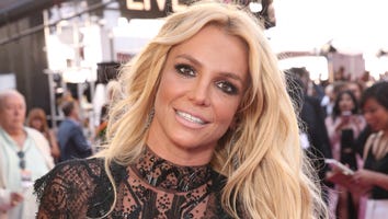 Britney Spears Leaves Health Facility to Visit Hair Salon