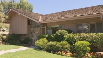 Inside the Making of the 'Brady Bunch' House (Exclusive)
