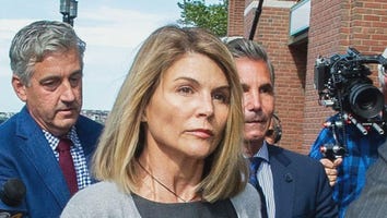 Lori Loughlin Appears Back in Court: Watch the Media Frenzy as She Arrives