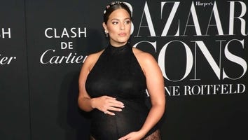 Ashley Graham Shows Off Curves in Revealing Nude Pregnancy Selfie