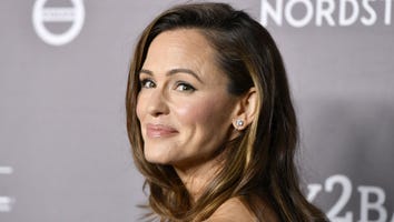 Jennifer Garner Tears Up While Looking Back On Her Kids' 'Year Full of Transitions'